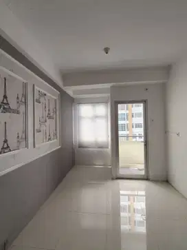 1BR Bukan Studio Pool View! Apartemen Gunawangsa Tidar