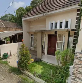 Rumah dijual dukcapil tlogowaru buring kota 1Lt 2KT 185jt inhouse 5th