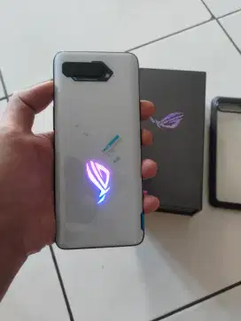 Asus rog 5s 8/128 wifi only 2,5 siapa cepat cek pasaran masih 4jtan