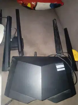 [NEGO] Dijual 3 WIFI ROUTER EX Office