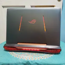 Asus ROG G752VSK I7 7820HK GTX 1070 8GB VRAM IPS 12GB GB RAM/512GB SSD
