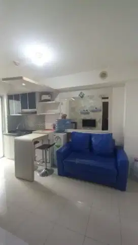 Sewa Bulanan 2 BR Atas Mall Apartemen Bassura City Free IPL