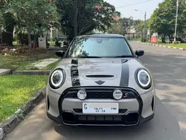 Mini Cooper S Tahun 2022 KM 10rb Jual Cepat Tangan pertama