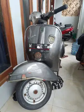 Vespa Sprint 1975