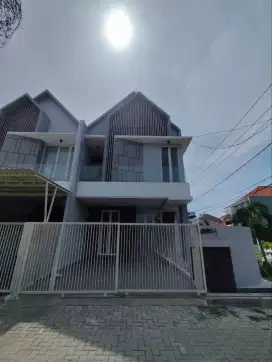 Manyar - Bisa KPR‼️Jual Rumah Baru Dekat Galaxy Mall,ITS