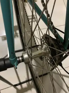 Shimano wheel set  dpn RS 100 dan blkng 105