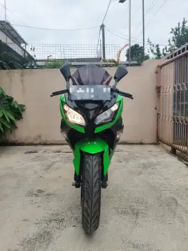 Ninja 250 Fi. Special Edition. MULUSS!! JARANG ADA!!! Pajak aktif