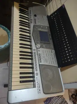 Keyboard Yamaha psr 2100