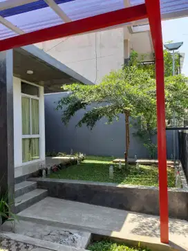 Sewa Rumah Pusat Kota, Strategis, Nyaman