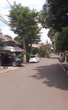 Dijual rumah lokasi sangat strategis di Kavling DKI Pd kelapa Jaktim