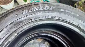 Ban bekas Dunlop R17  grantrek &ST30