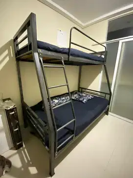 Ranjang besi tingkat bunk bed dipan tempat tidur