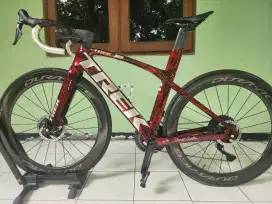 Trek Madone Project one Molten Marble, rare, dura ace di2