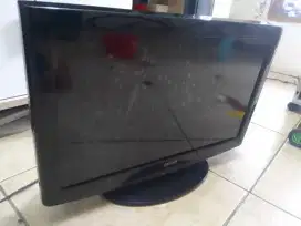 Tv lcd 24in merk sanyo