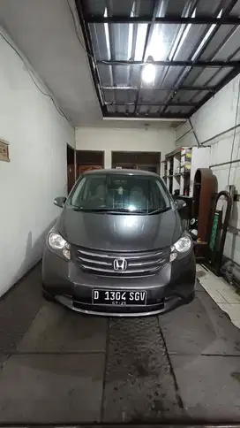 Honda Freed 2011 Bensin