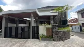 Rumah Baru Desain Cantik Modern, SHM Lengkap Delat Kampus UII
