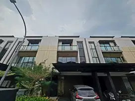 Jual Rumah Mewah di BSD Zora Full Furnish Kawasan Elit Siap Huni