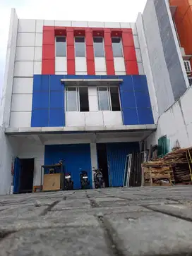 Ruko komersial raya wiyung 3 lantai daerah ramai