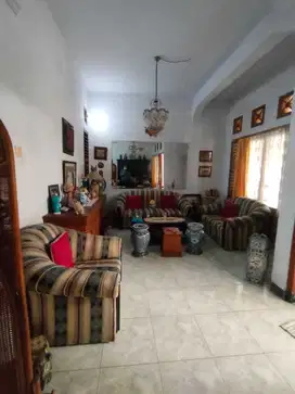 Rumah 2 lantai siap huni di Kayu Putih, Jakarta Timur