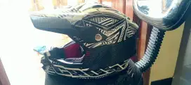 Helm red Yamaha dn helm cross