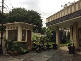 RUMAH MEWAH JL MELATI AMPERA CILANDAK TIMUR JAKARTA SELATAN