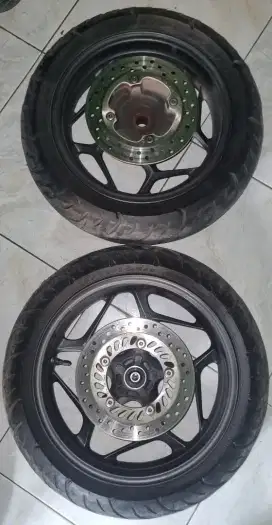 Velg pcx 160 bekas