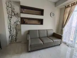 disewakan 2BR furnished Apt. Puri Orchard lt tengah view city
