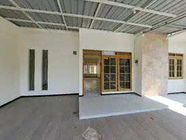 Rumah Siap Huni Panjang Jiwo Permai Ubaya