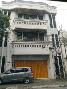 dijual murah ruko lebar 10 3 lantai lokasi oro oro dowo malang