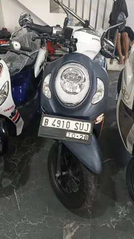 Honda SCOOPY 2023 Low Km - Maulana Motor