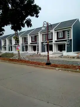 Rumah murah, 2 lantai dekat pintu toll
