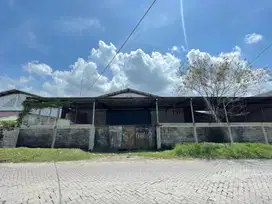 Gudang Margomulyo Masih Bagus Terawat Akses Strategis