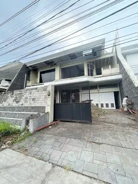 Raya satelit utara, hitung tanah