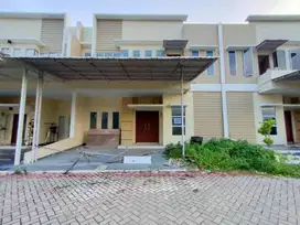 Dijual / Disewakan Rumah Cluster mewah 2lt di Jl. Soekarno Hatta