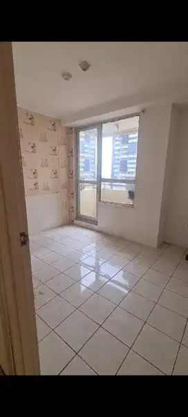 Dijual Murah Apartemen 2BR Unfurnish di Paladian ,Kelapa Gading Jakut