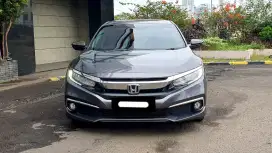 Km20rb honda civic es sedan turbo 2019 abu cash kredit bisa dibantu