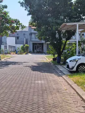 Dijual rumah bagus di Cluster Alamanda Jakarta Garden City