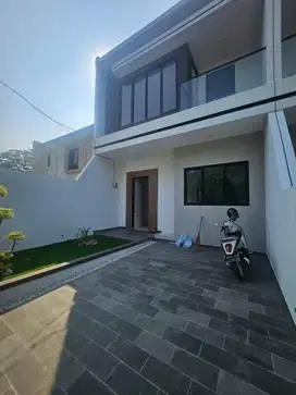Dijual Rumah Baru Minimalis di Imperial Gading Kelapa Gading, Jak-Ut