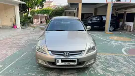Honda Accord VTIL 2004 AT (an sendiri) antik istimewa