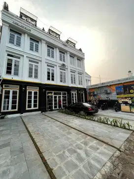 Kantor kemang jaksel ada lift siap oprasi
