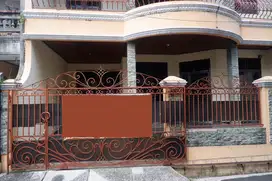 Rumah 2 Lantai Siap Huni di Perumahan Cipayung Jakarta Timur
