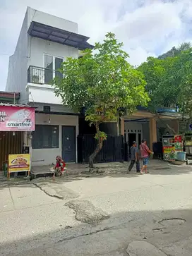 Dijual Rumah perum.Dasana Indah jl Utama dekat waterpark B2