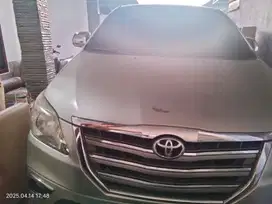 Toyota Kijang Innova 2006 Bensin