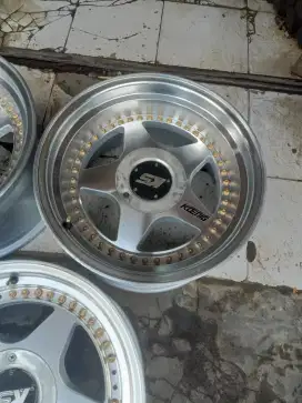 Vos 16 x 8 in / 9 in hole 5 pcd 100/114,3