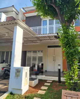 disewakan rumah 2 lantai di summarecon bekasi