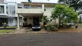 Rumah Hoek 2 Lantai Dekat Stasiun KRL, The Green BSD Vineyard