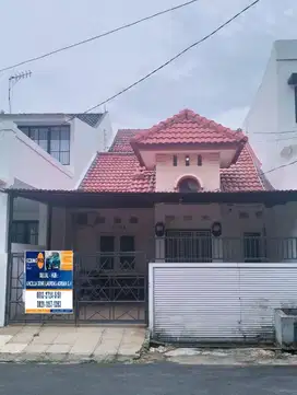 disewakan rumah strategis komplek taman galaxy bekasi selatan