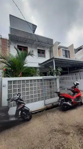 Rumah Komplek Arcamanik Endah Sekitar Komplek Puri Ayu One Gate |LA093