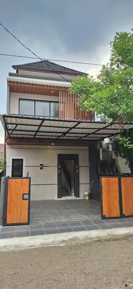 Dijual Rumah Bergaya Modern Tropis di Baliville 2 Lt , Jatiasih Bekasi