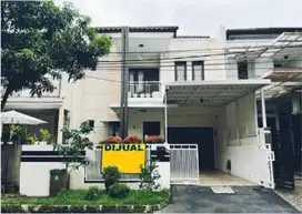 Jual Butuh Rumah Cantik di Komplek Elite Buahbatu Regency Bandung